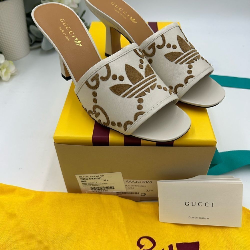 Women’s Gucci X Adidas, slide sandals, size 37.5 made in Italy - Picture 5 of 9